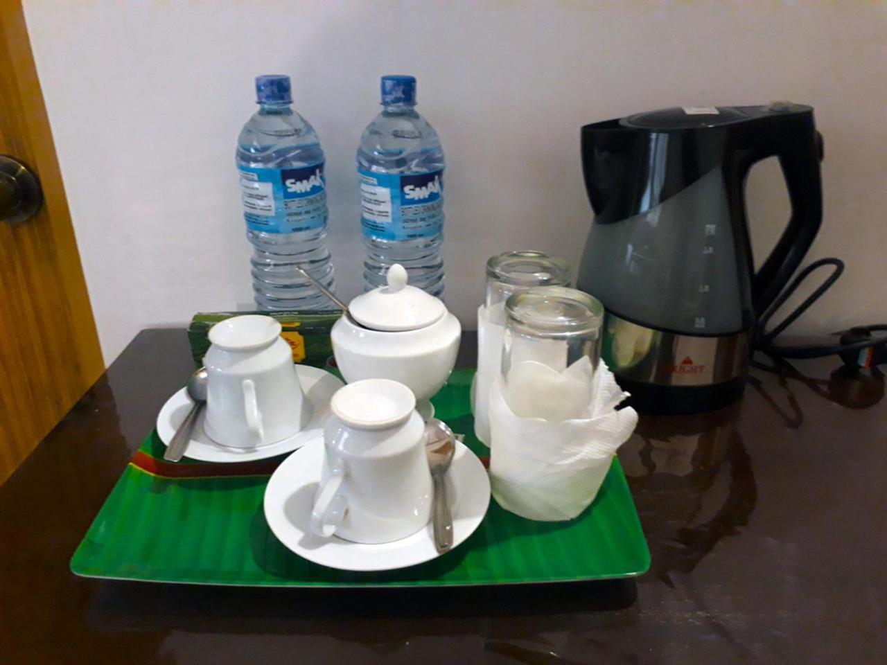 A And D Holiday Inn Anuradhapura Eksteriør billede