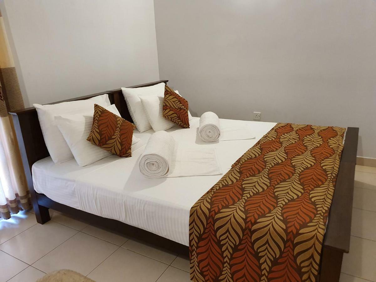 A And D Holiday Inn Anuradhapura Eksteriør billede